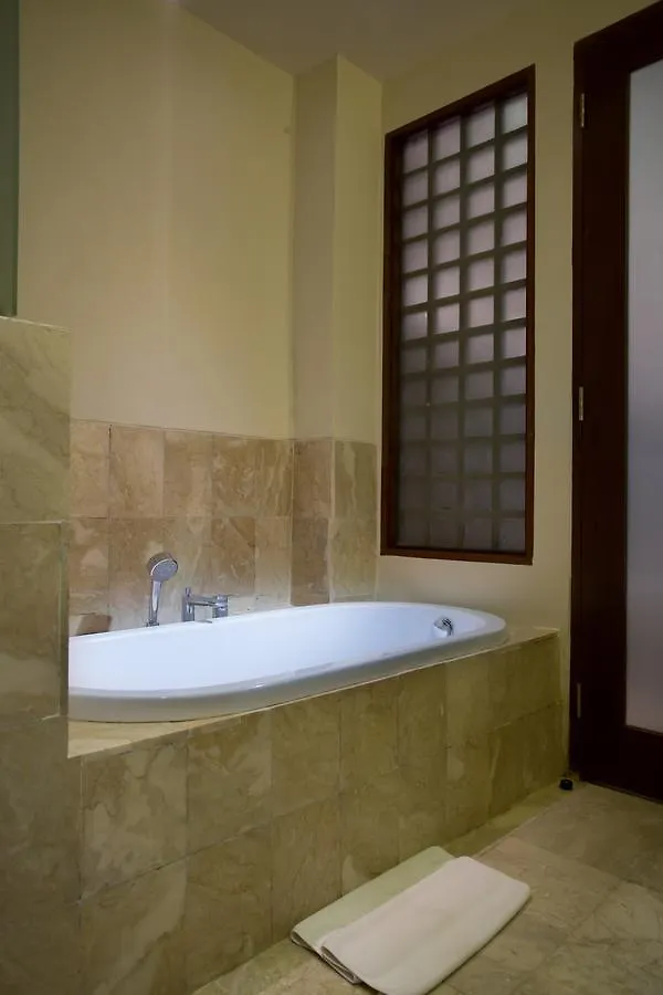 Ubud Village Hotel