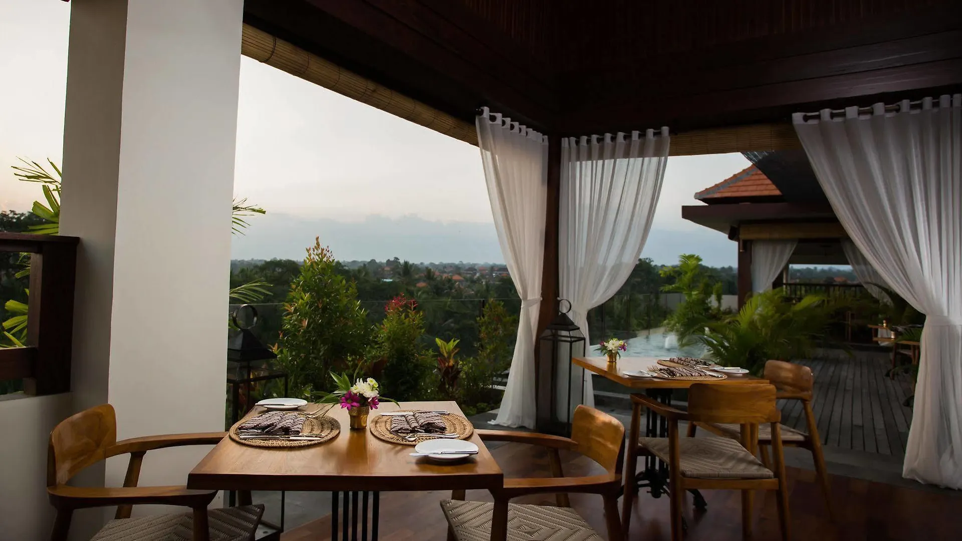 ****  Ubud Village Hotel Indonésia