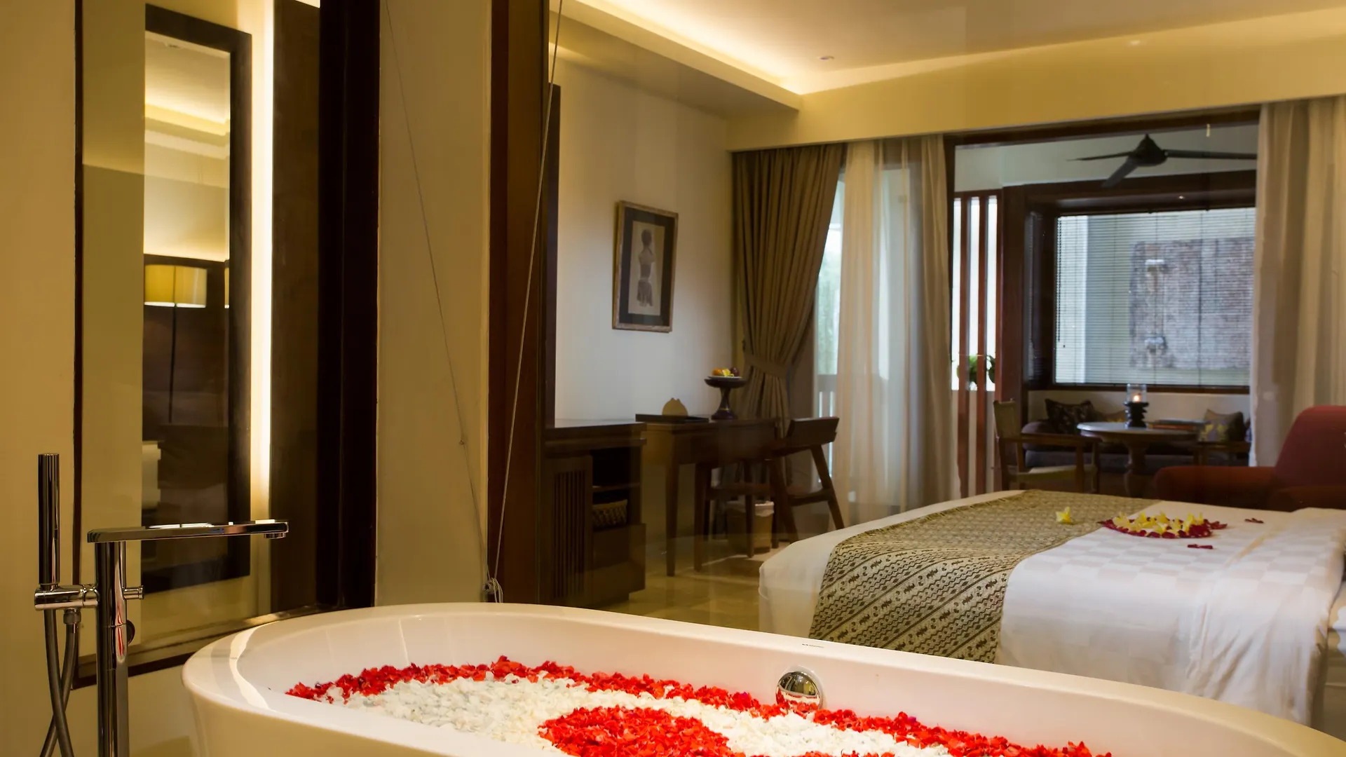 Ubud Village Hotel