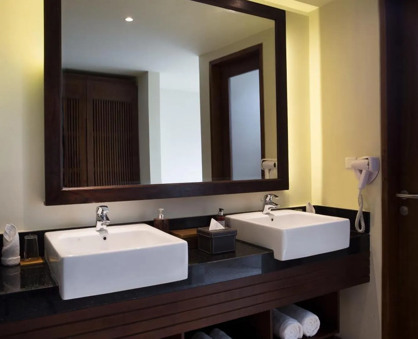Ubud Village Hotel