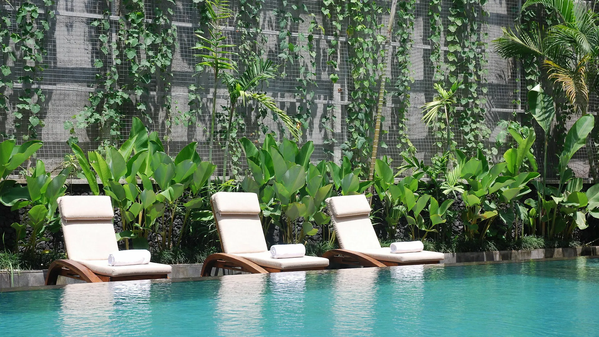 Ubud Village Hotel Indonesia